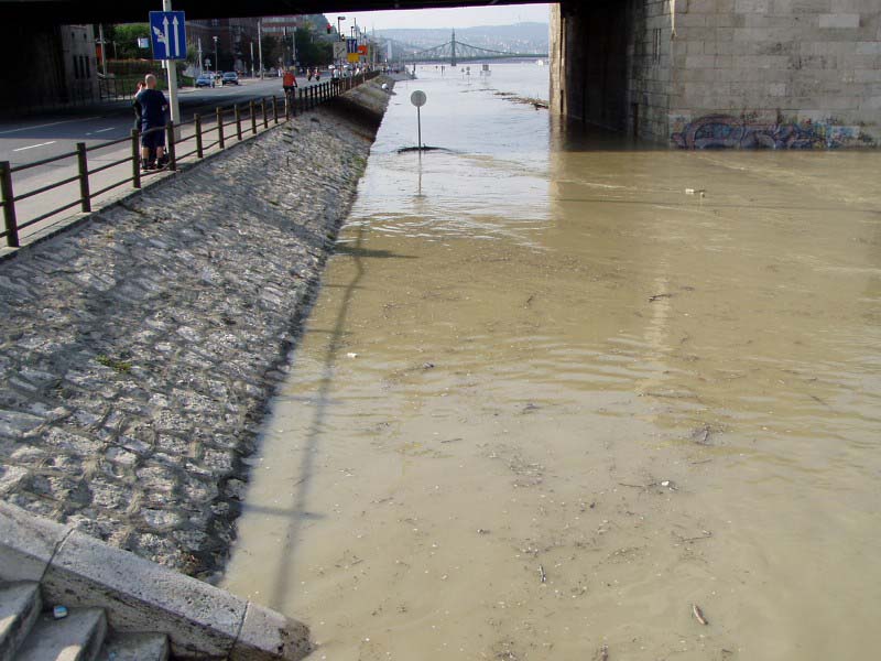 Flood02