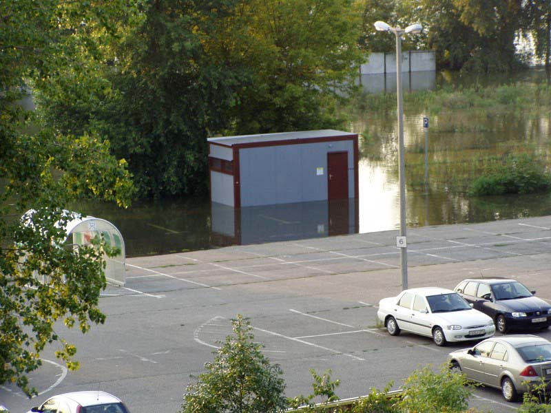 Flood08
