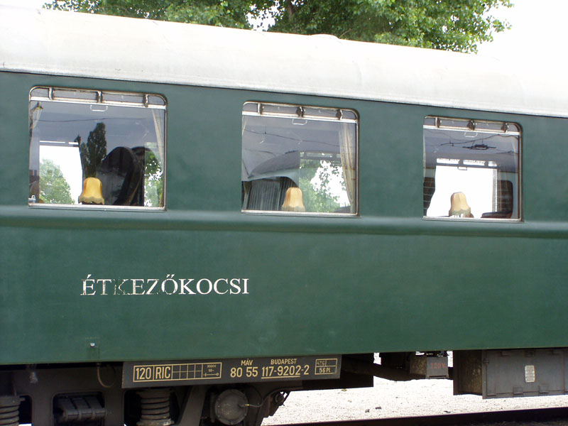 P6120045